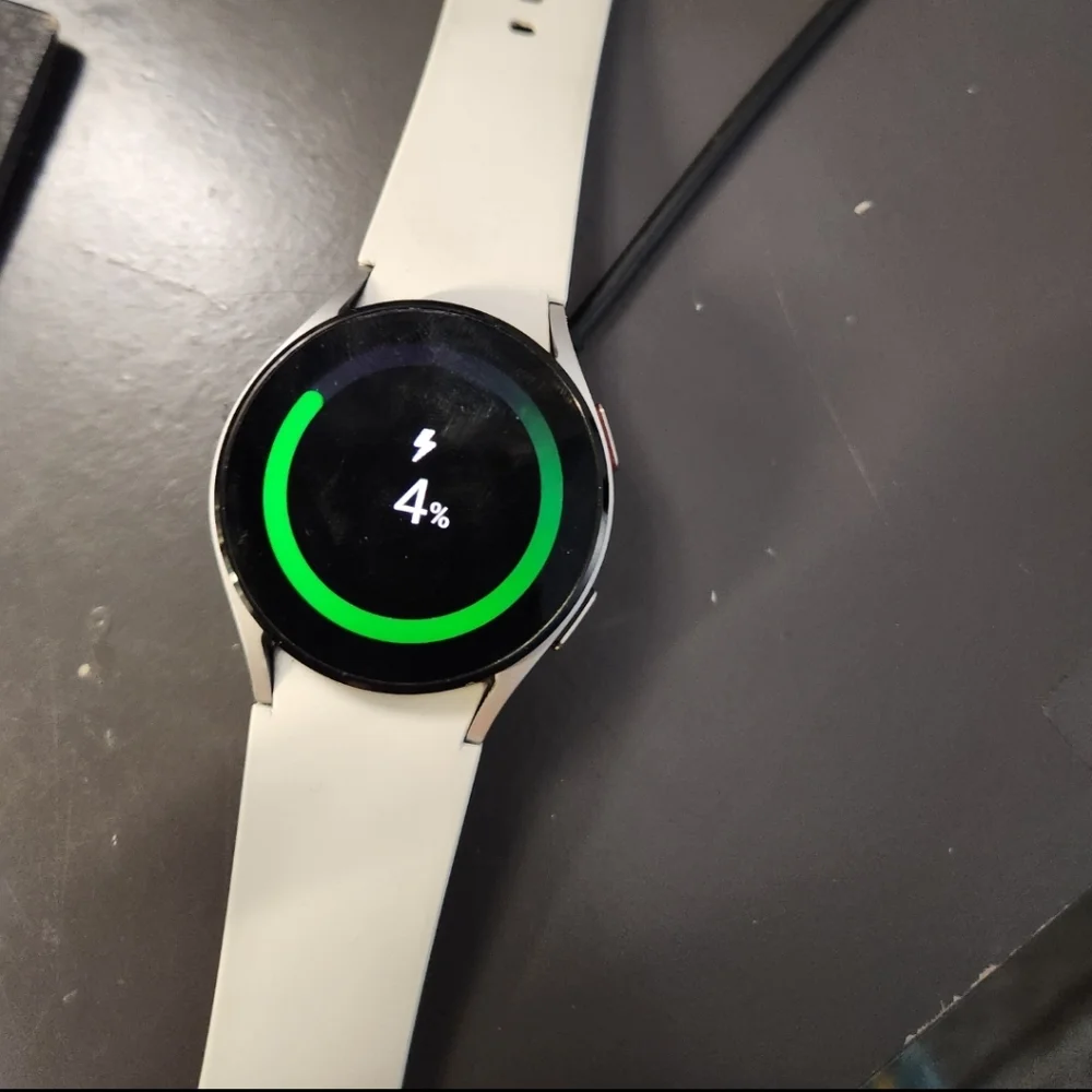 Samsung Galaxy watch 4 - Picture 8 of 10